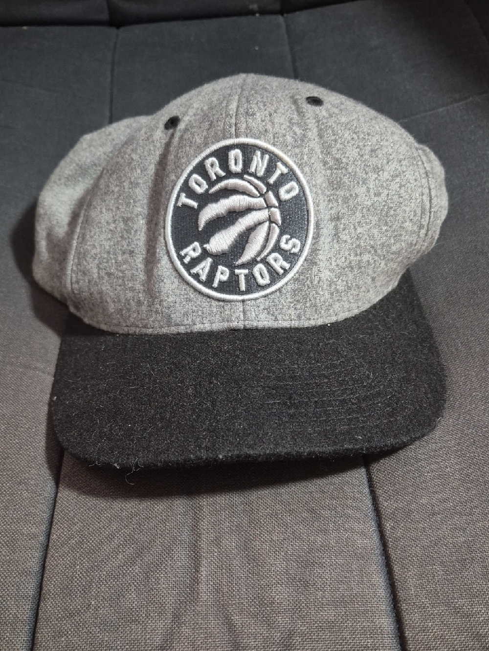 Toronto Raptors Gray & Black Wool Snapback Hat